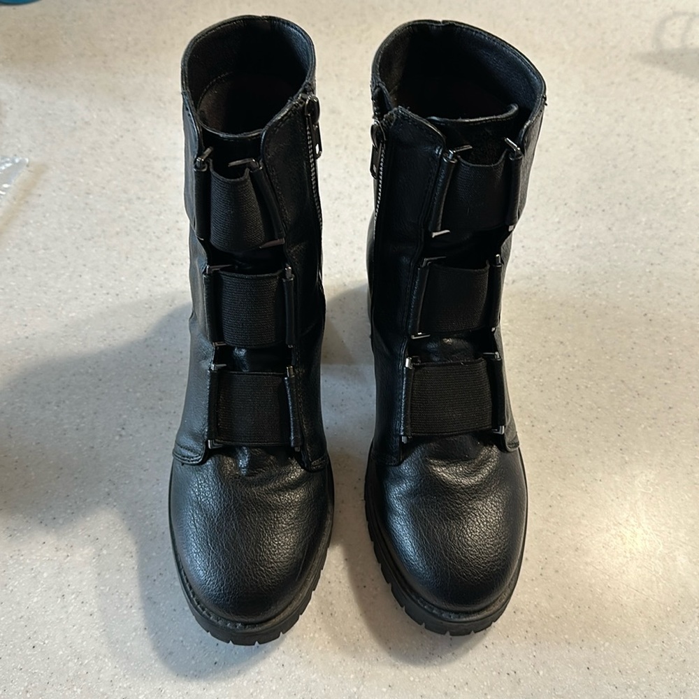 Yellow Box boot
